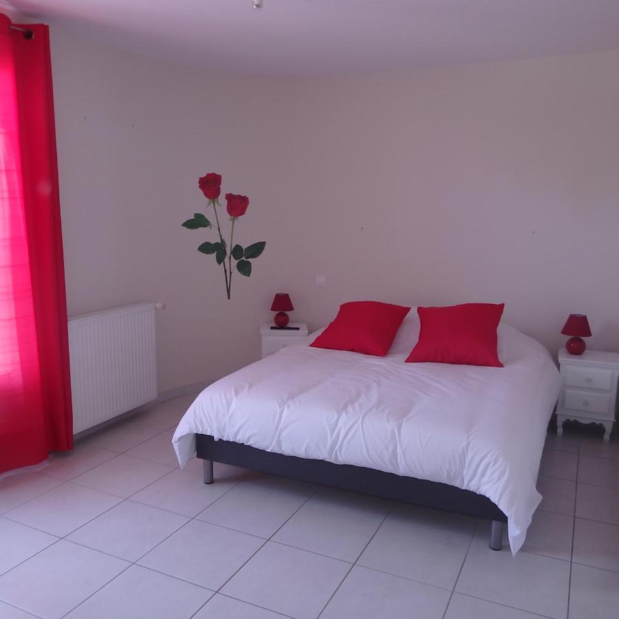 L'Oustal Des Fontanilles Bed & Breakfast Castelnaudary Exterior photo