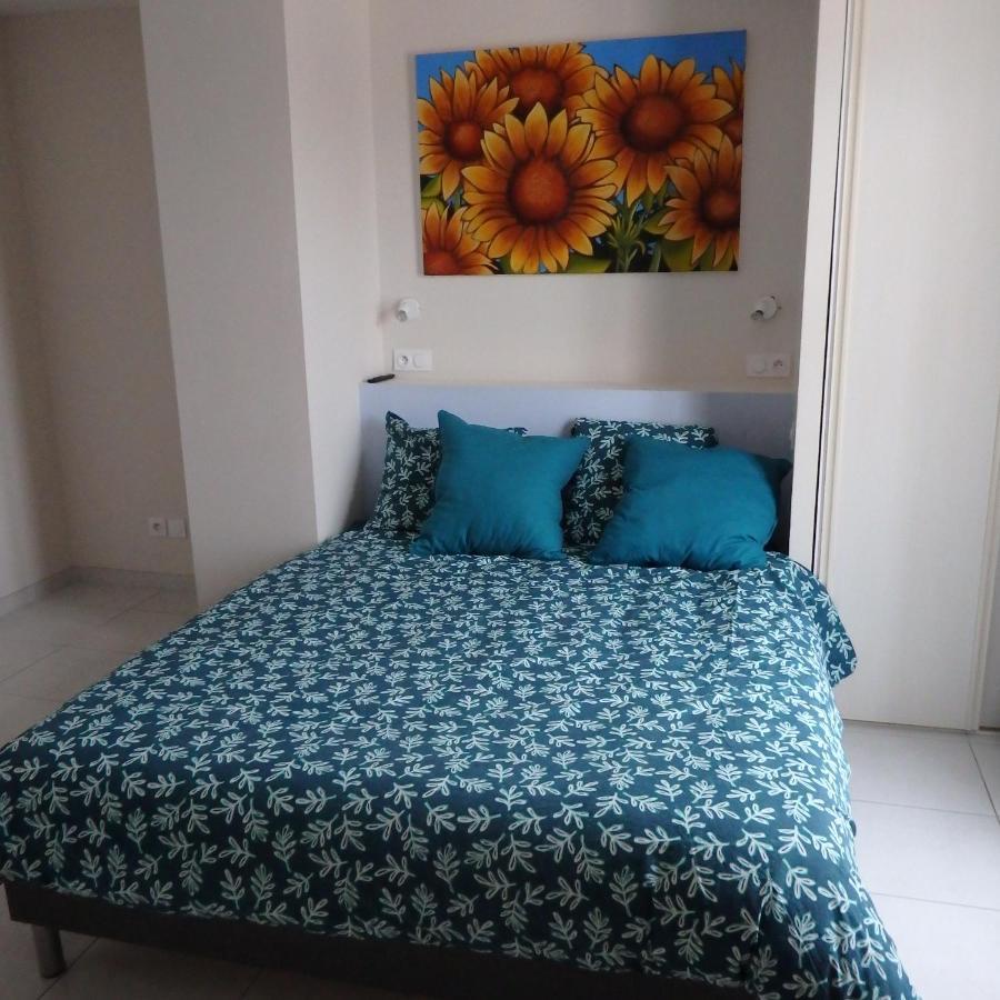 L'Oustal Des Fontanilles Bed & Breakfast Castelnaudary Exterior photo